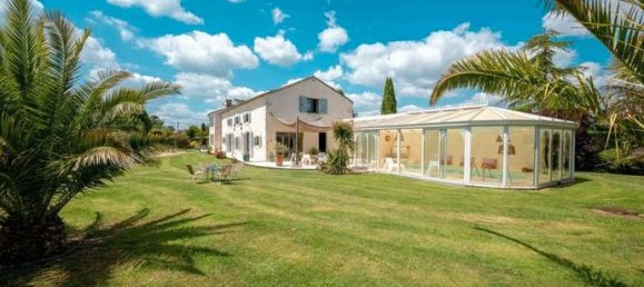  Castillos de 4 dormitorios en Jarnac, France No. 303030 5