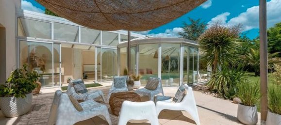  Castillos de 4 dormitorios en Jarnac, France No. 303030 6