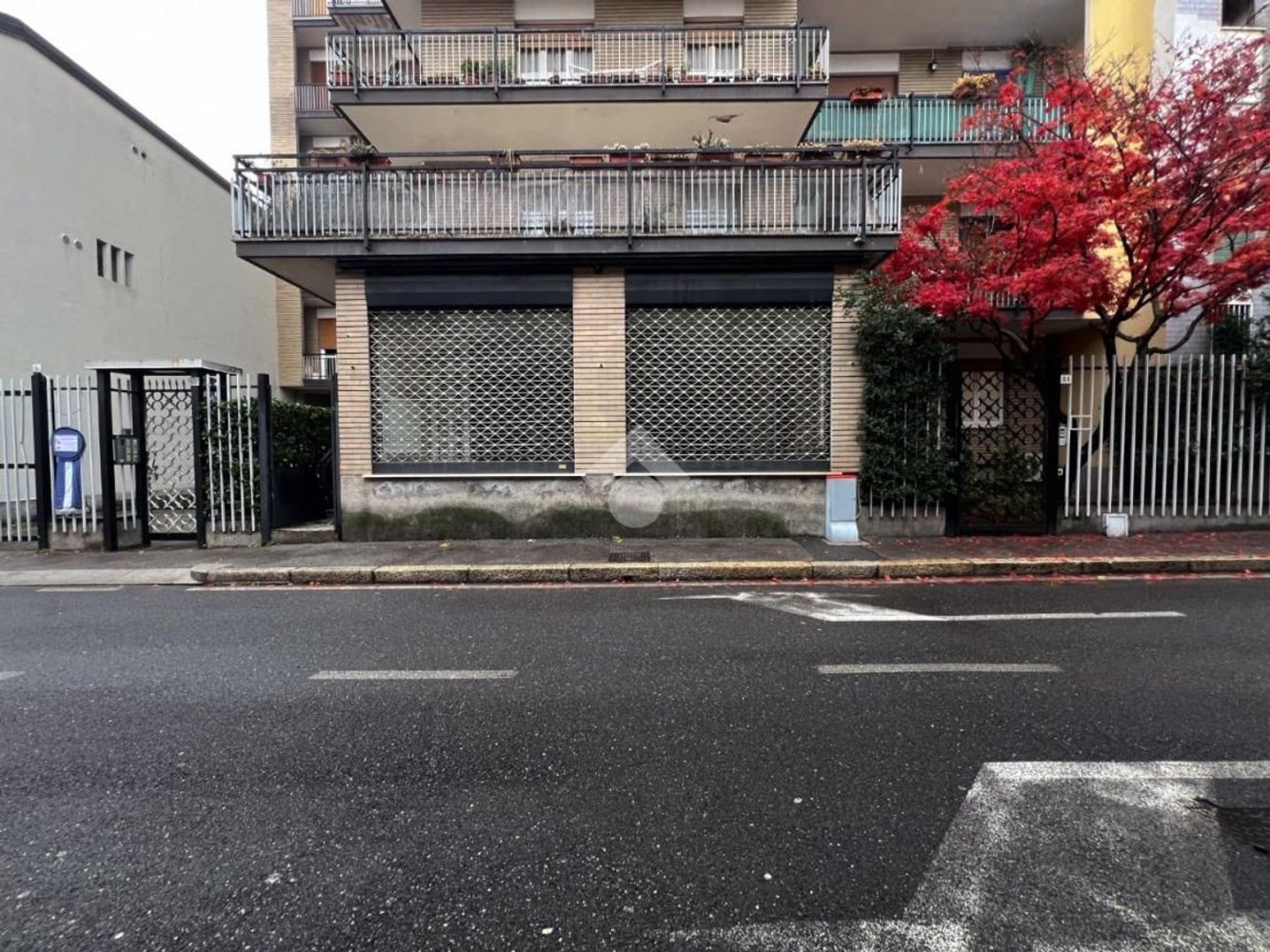 83m² Commercial property in Seregno, Italy No. 108897