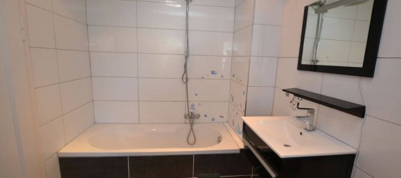 6 rooms Townhouse in Holzminden, Germany No. 191588 16