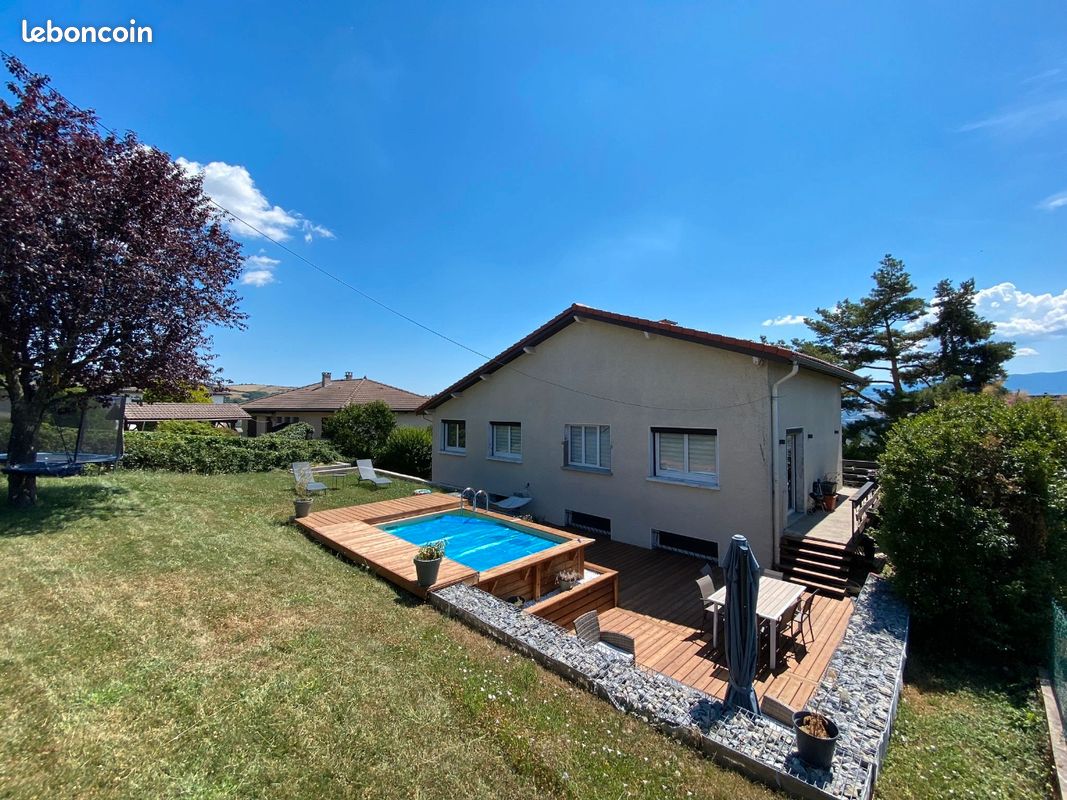 6غرفة منزل في Sorbiers, France رقم 335404