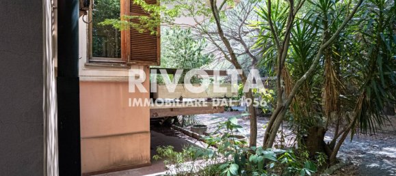 6 bedrooms Villa in Rome, Italy No. 325954 22