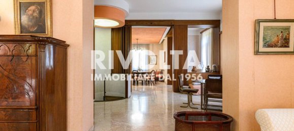 6 bedrooms Villa in Rome, Italy No. 325954 31