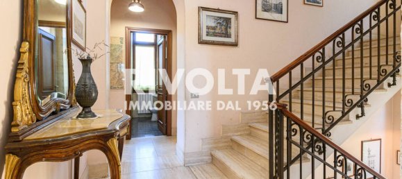 6 bedrooms Villa in Rome, Italy No. 325954 9
