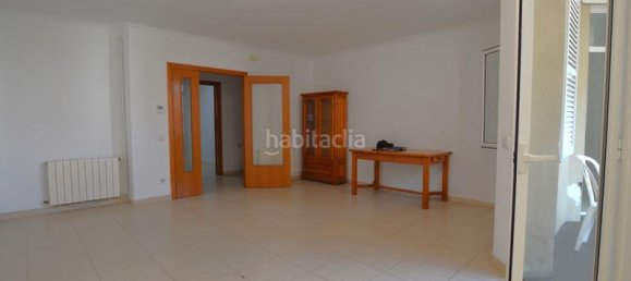 3 bedrooms Apartment in Cubelles, Spain No. 144393 4