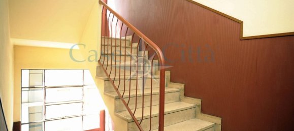 2 Schlafzimmer Wohnung in Milan, Italy, Nr. 360543 22