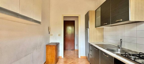 2 rooms Apartment in Naples, Italy No. 171605 9
