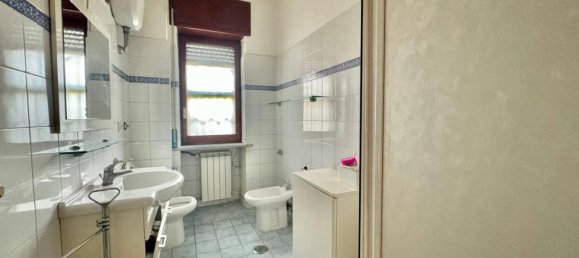 2 rooms Apartment in Naples, Italy No. 171605 13