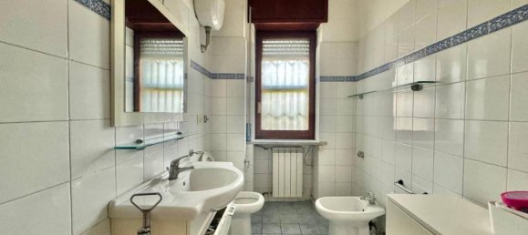 2 rooms Apartment in Naples, Italy No. 171605 12