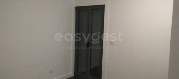 4 bedrooms Apartment in Porto, Portugal No. 78653 24