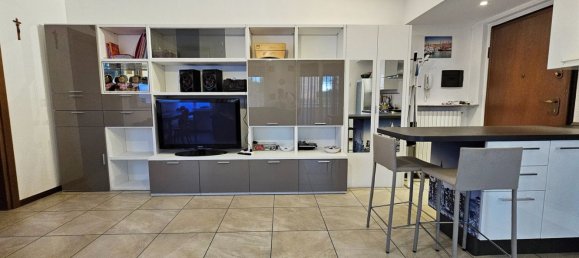 2 rooms Apartment in Saronno, Italy No. 334209 6