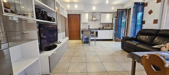 2 rooms Apartment in Saronno, Italy No. 334209 2