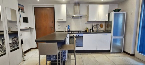 2 rooms Apartment in Saronno, Italy No. 334209 4