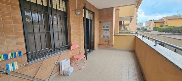 2 rooms Apartment in Saronno, Italy No. 334209 9