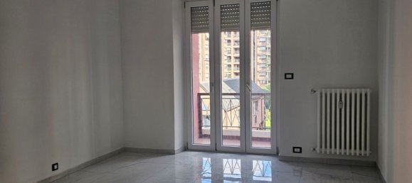 2 bedrooms Apartment in Turin, Italy No. 348654 6