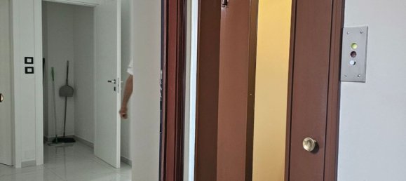 2 bedrooms Apartment in Turin, Italy No. 348654 17