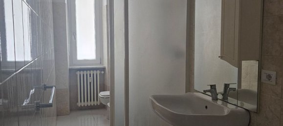 2 bedrooms Apartment in Turin, Italy No. 348654 10