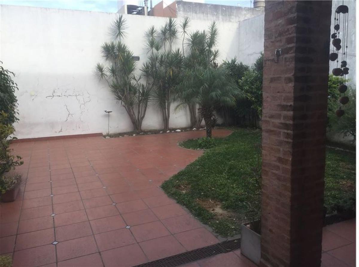 Дом с 3 спальнями в Буэнос-Айрес, Аргентина № 92748