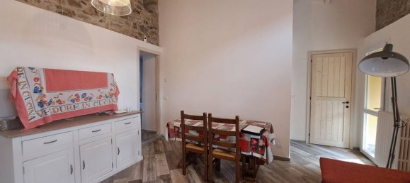 4 rooms House in Fivizzano, Italy No. 157425 18