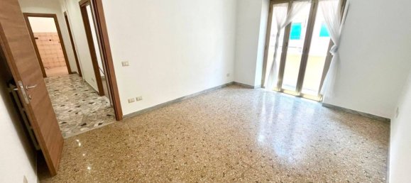 1 bedroom Apartment in Rome, Italy No. 322445 9