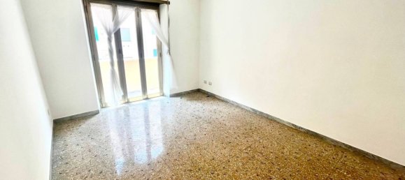1 bedroom Apartment in Rome, Italy No. 322445 6