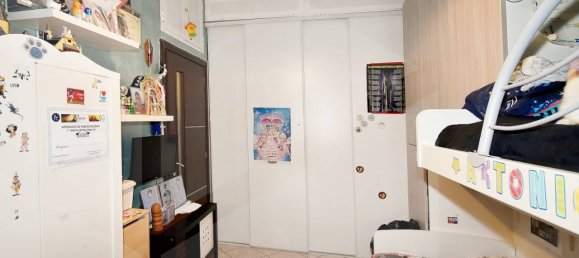 Apartamento de 3 habitaciónes en Parabiago, Italy No. 19203 14