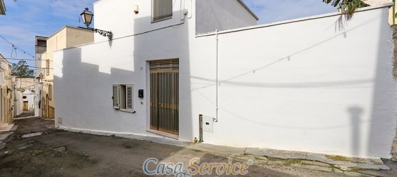 2 bedrooms House in Matino, Italy No. 93108 24