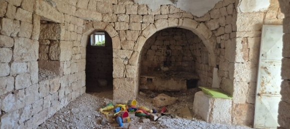 Дом с 3 комнатами в Остуни, Италия № 277456 10