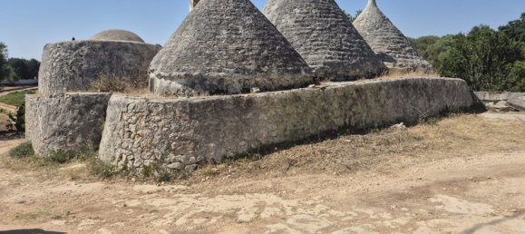 Дом с 3 комнатами в Остуни, Италия № 277456 4