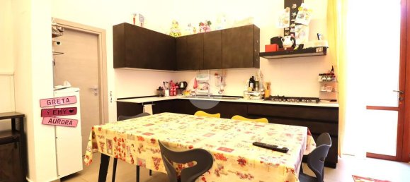 7-Zimmer Haus in Giulianova, Italy, Nr. 34953 6