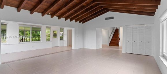 5 bedrooms Villa for rent in Miami, Miami-Dade, Florida, USA № 614666 22