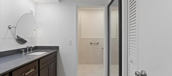 5 bedrooms Villa for rent in Miami, Miami-Dade, Florida, USA № 614666 8