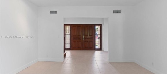 5 bedrooms Villa for rent in Miami, Miami-Dade, Florida, USA № 614666 16