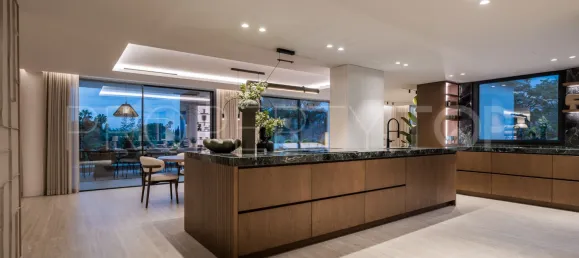 6 bedrooms Villa in Marbella, Spain No. 190021 10