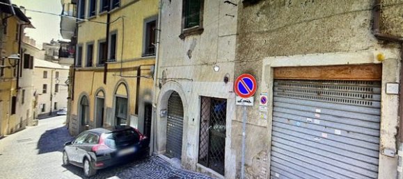 27m² Commercial property in Velletri, Italy No. 151471 4
