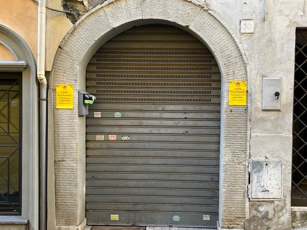27m² Commercial property in Velletri, Italy No. 151471