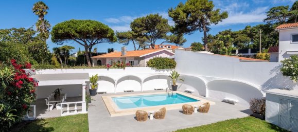 5 bedrooms Villa in Cascais, Portugal No. 132463 2