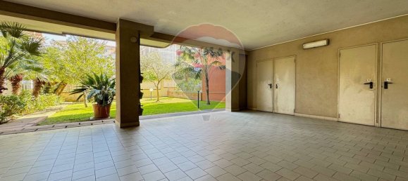 3-salle Appartement à Cagliari, Italy No. 8461 71