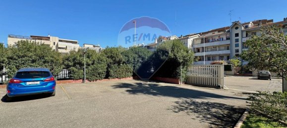 3-salle Appartement à Cagliari, Italy No. 8461 72