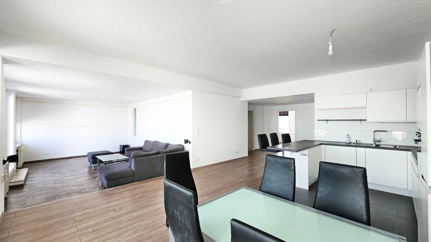 Ático de 2 dormitorios en Bielefeld, Germany No. 308308