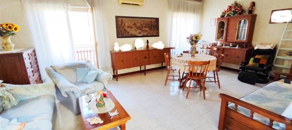 2 Schlafzimmer Wohnung in Valverde, Italy, Nr. 216661 6