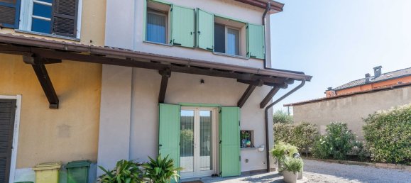 3 bedrooms House in Spino d'Adda, Italy No. 361957 2