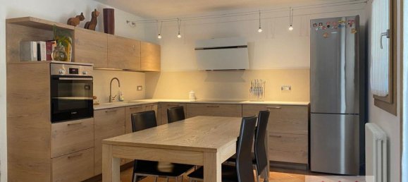 4 bedrooms House in Vicenza, Italy No. 337089 12