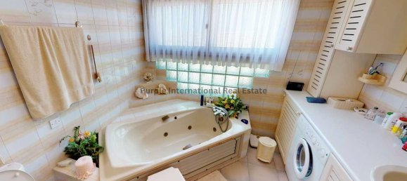 Villa de 3 dormitorios en Coral Bay, Cyprus No. 975 7