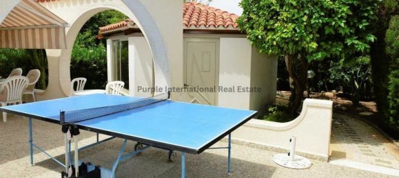 Villa de 3 dormitorios en Coral Bay, Cyprus No. 975 2