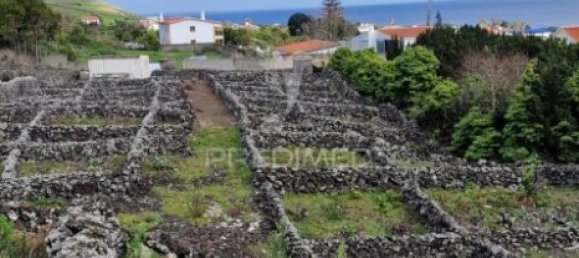 3872m² Land in Praia da Vitoria, Portugal No. 60325 7