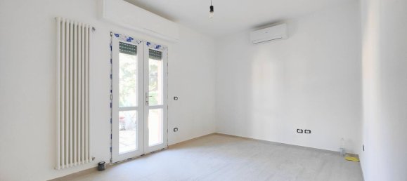 Villa de 8 divisões em Pisa, Italy N.º 280358 28