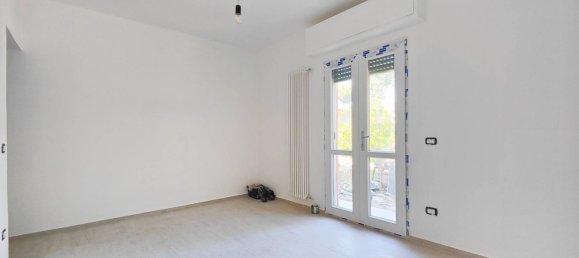 Villa de 8 divisões em Pisa, Italy N.º 280358 31