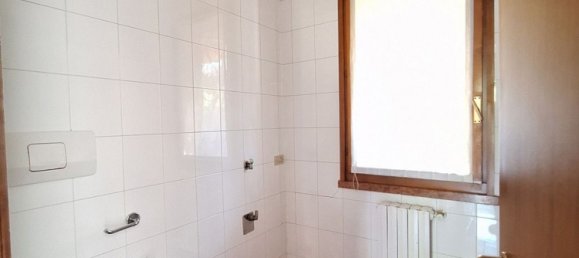 5 rooms House in Rovigo, Italy No. 290131 8