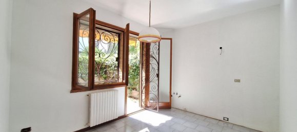 5 rooms House in Rovigo, Italy No. 290131 6